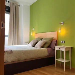  Appartement Amazing In The Heart Of Pool & Free Parking